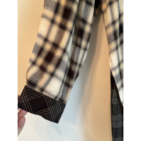 Susan Graver Women’s XLP Beige Mixed Plaid Tunic Top Pockets Preppy Quiet Luxury - Picture 3 of 10